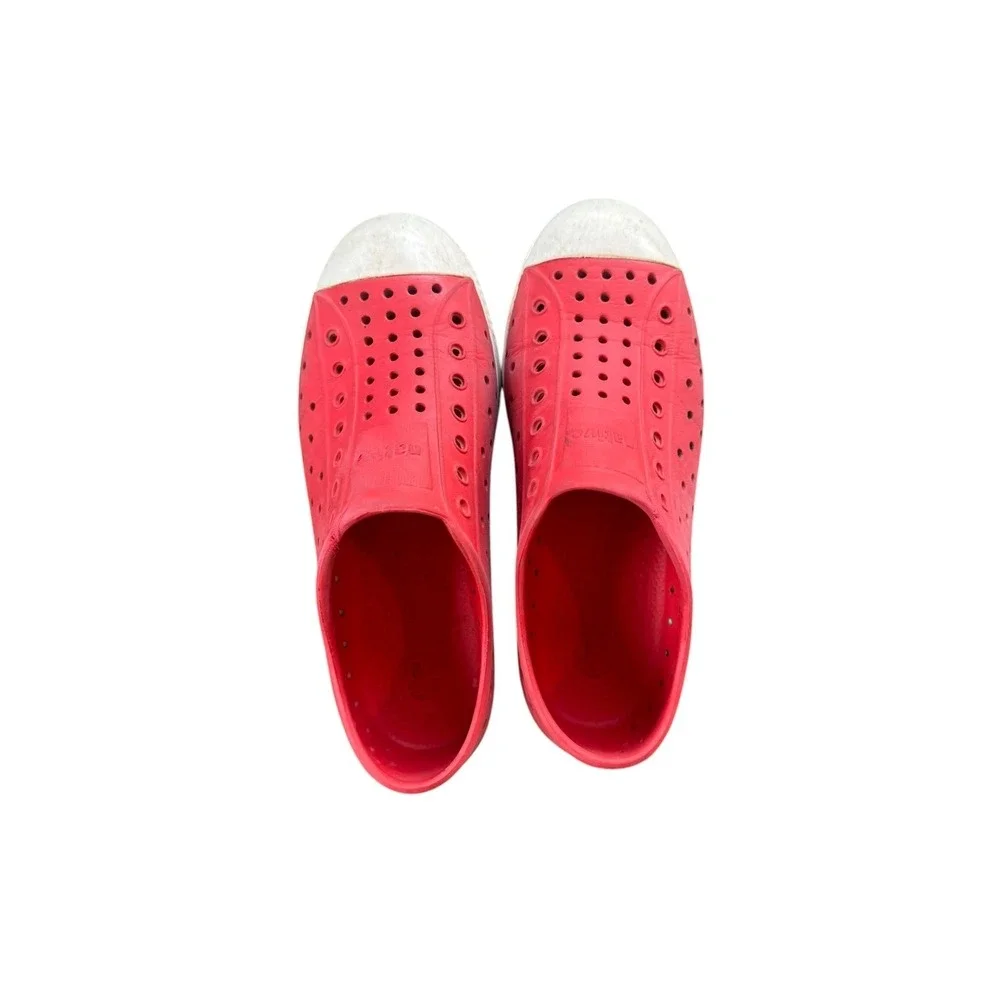 Native Jefferson Boys Girls Unisex youth Size J2 Red play shoes waterproof